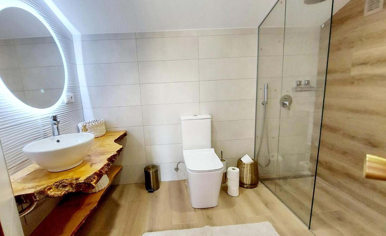 "Campello Beachside Duplex, Coastal Escape, Only 50 Meters From Sea" إل كامبيلو المظهر الخارجي الصورة