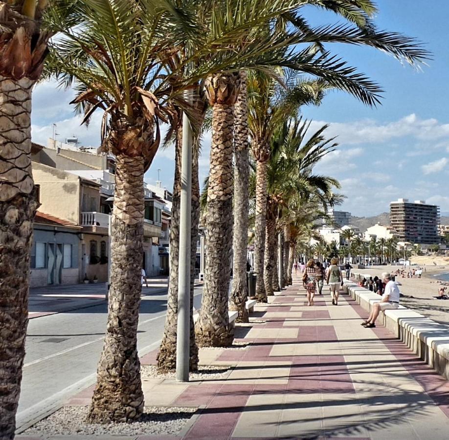"Campello Beachside Duplex, Coastal Escape, Only 50 Meters From Sea" إل كامبيلو المظهر الخارجي الصورة