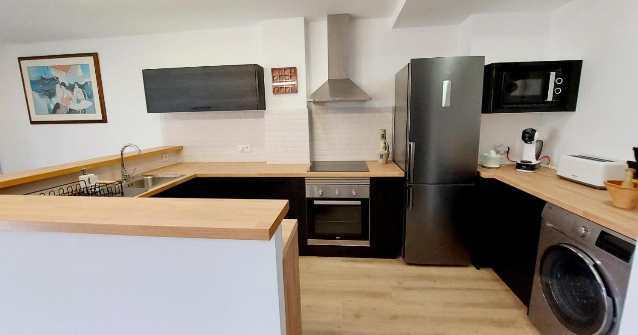 "Campello Beachside Duplex, Coastal Escape, Only 50 Meters From Sea" إل كامبيلو المظهر الخارجي الصورة